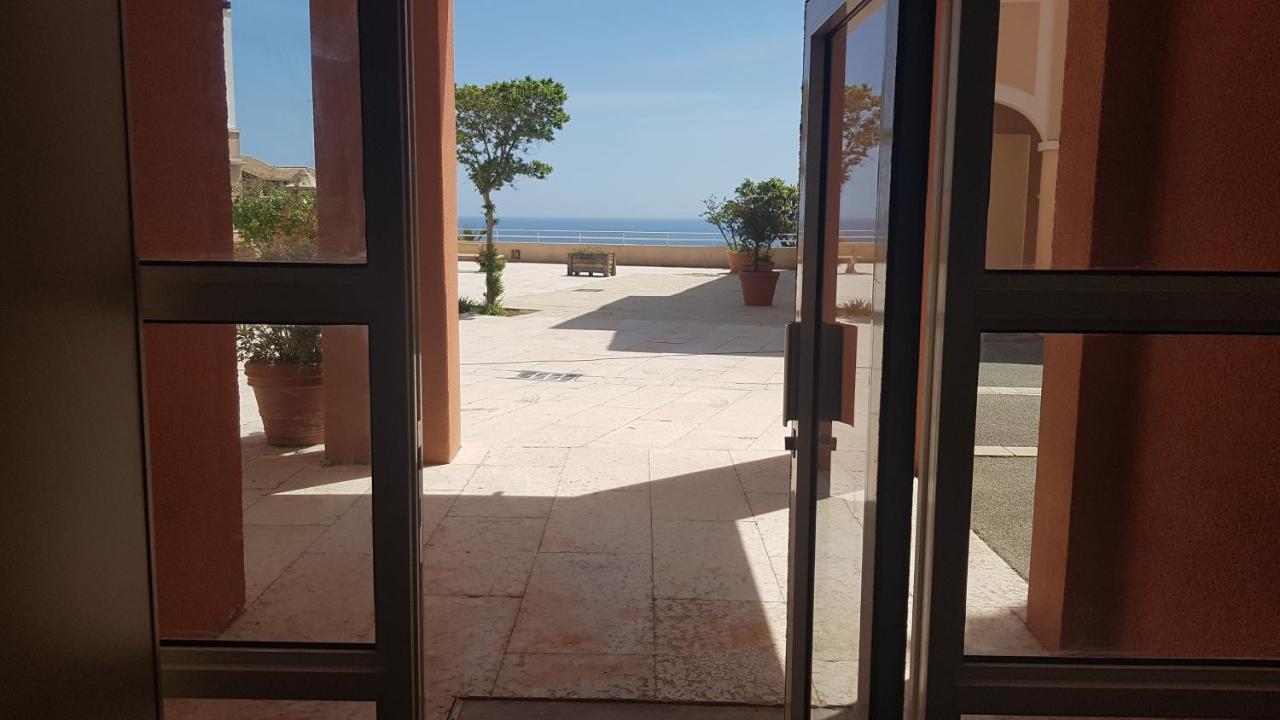 Cap Esterel Mer Sport Et Nature, Dans Village Pierres Et Vacances Saint-Raphaël Exteriör bild