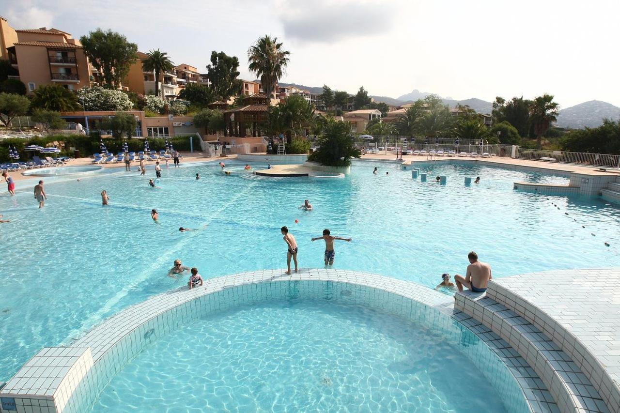 Cap Esterel Mer Sport Et Nature, Dans Village Pierres Et Vacances Saint-Raphaël Exteriör bild